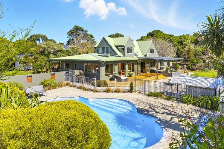 2 Southleigh Raumati South_24