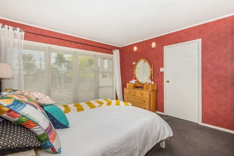 3 Neil Avenue Te Atatu Peninsula_10