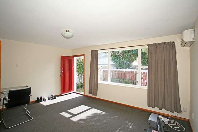 2/28 Peer Street Upper Riccarton_2