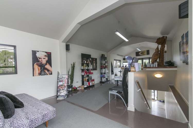 117 Barrett Road Riverhead_13