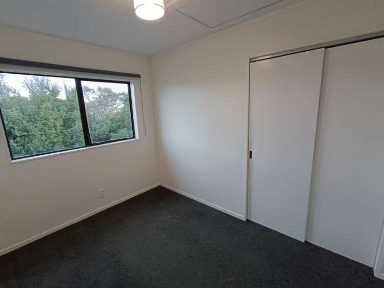 2/615 Evans Bay Parade Kilbirnie_4