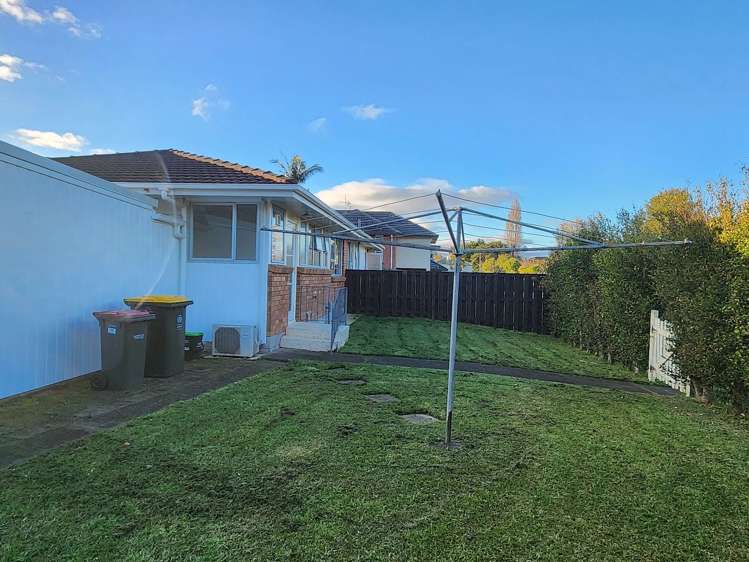 22 La Perouse Street Botany Downs_3