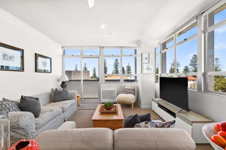 3E/3 Shakespeare Road Napier South_4