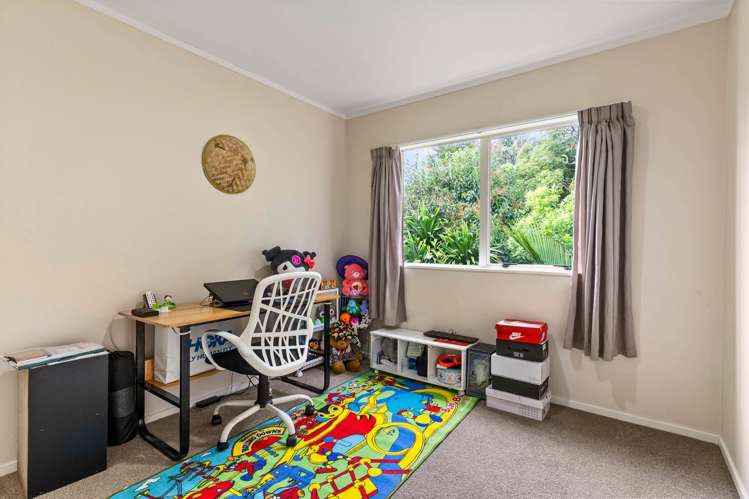 2/39 Lancaster Road Beach Haven_10