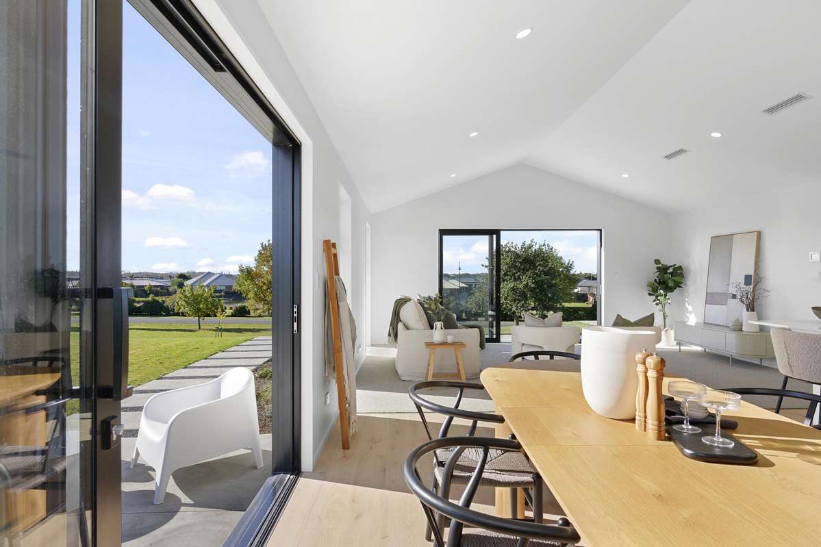 14 Village Green Drive_4