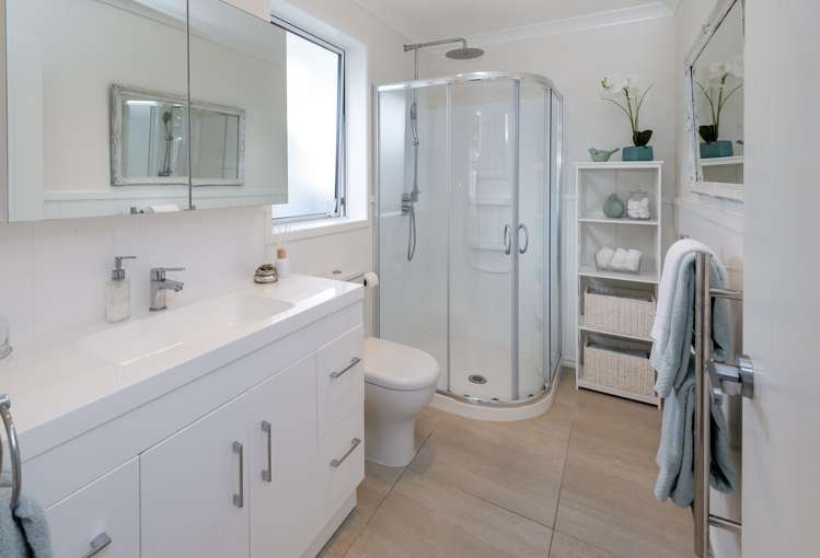 65 Constellation Avenue Beachlands_17