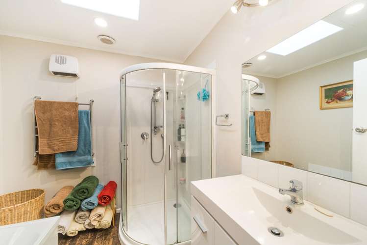 1 Williams Terrace Fitzherbert_18
