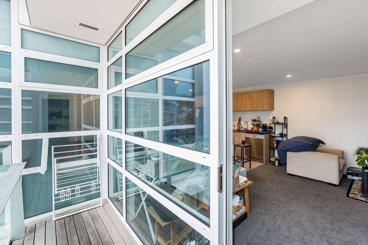 E1105/160 Victoria Street_1