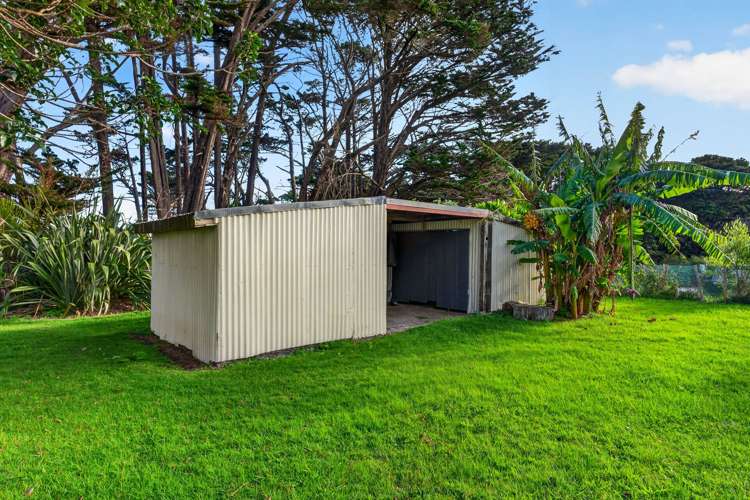 1431 Awhitu Road Waiuku_14