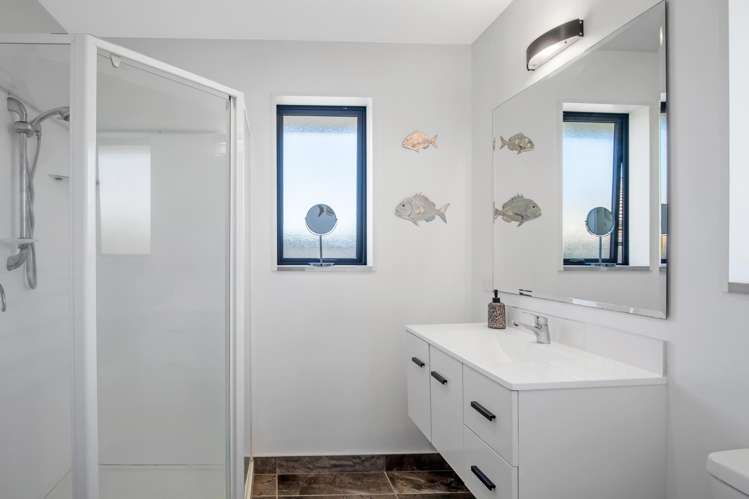 68 Hungerford Drive Rolleston_17