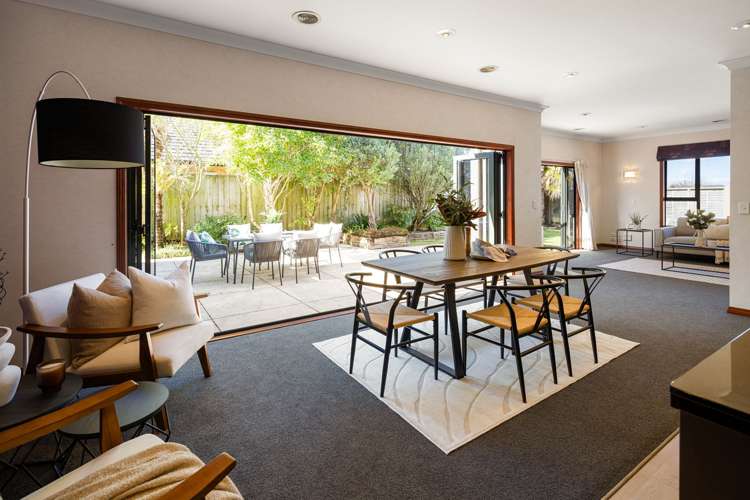 6 Merlin Close Huntington_9