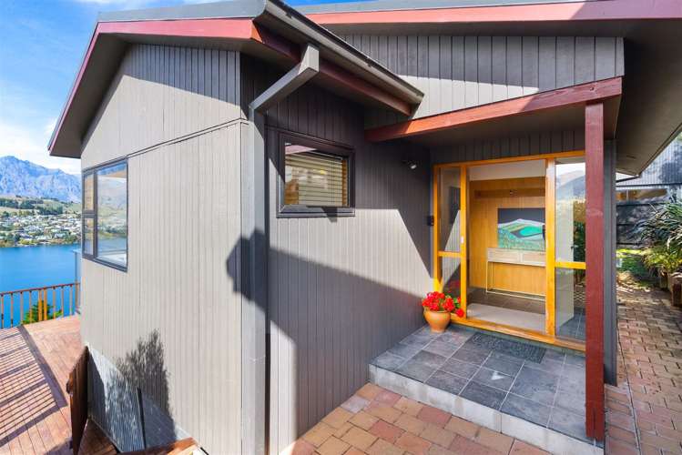 13 Sunrise Lane Queenstown_18
