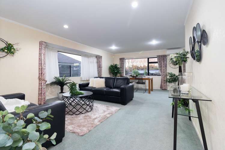 63/2 Seales Road_3