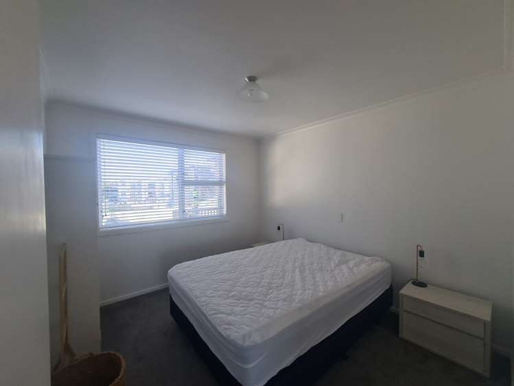 1/369a Oceanbeach Road 11229_6