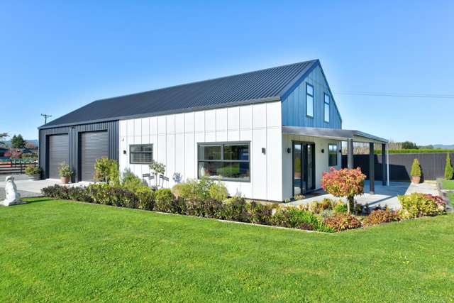 Unique Lifestyle Opportunity in a Great Location