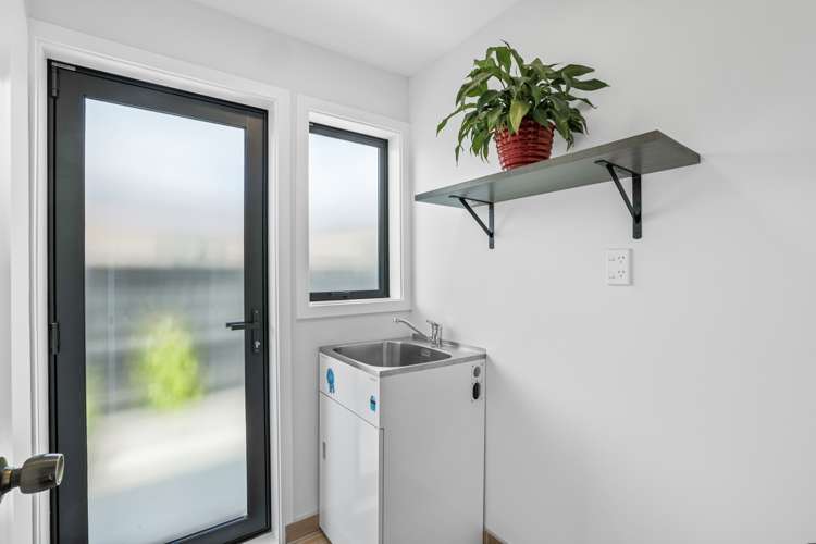 50a Bassett Street Burwood_8