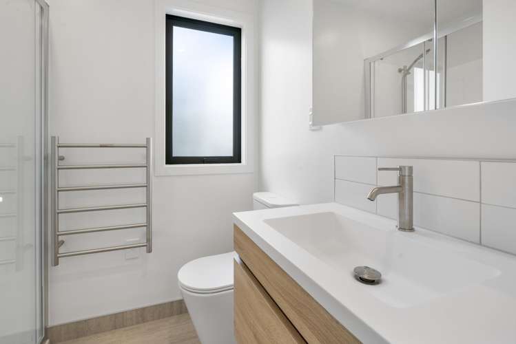 28, 30, 32 Kanapa Road Northcross_9