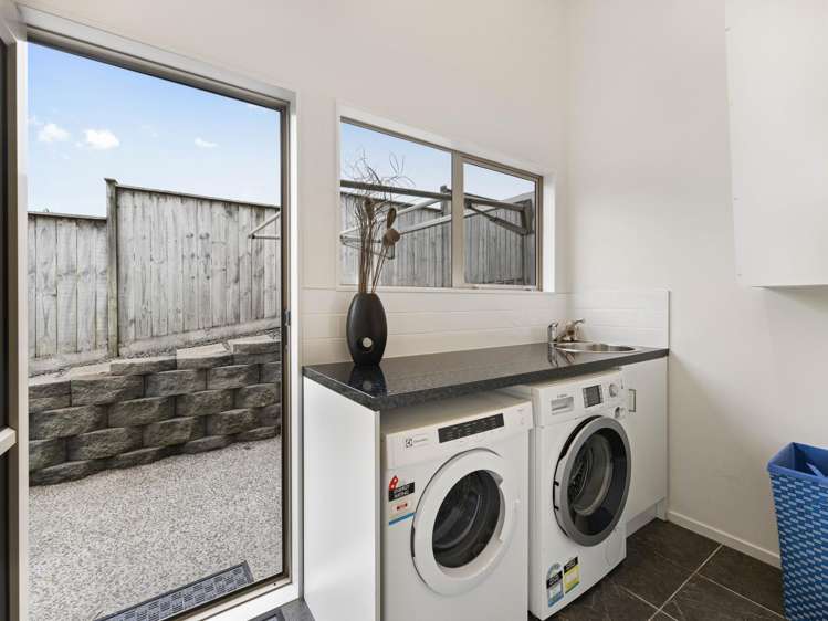 8 Tui Brae Beachlands_29