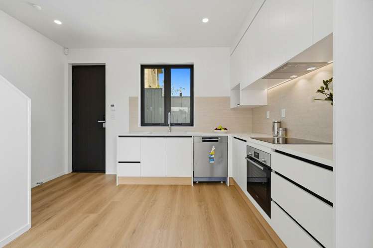Lot 5/137 Moore Street Hillcrest_23