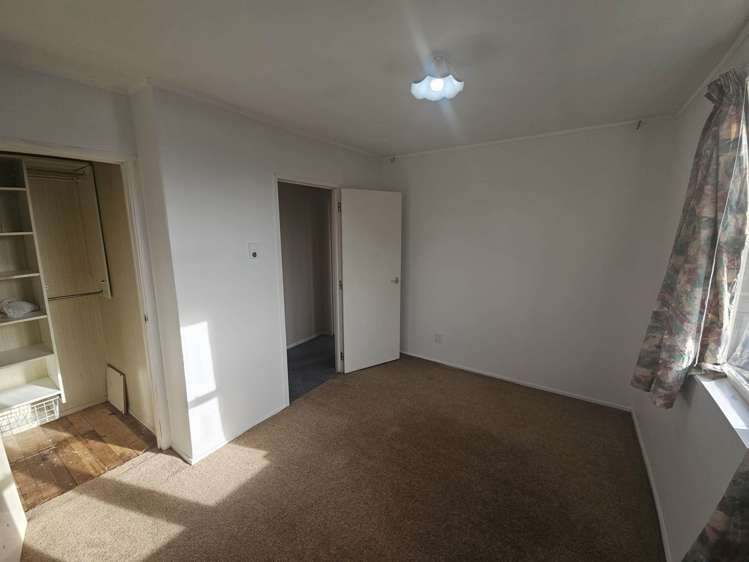 32 Tatariki Street Papakura_11