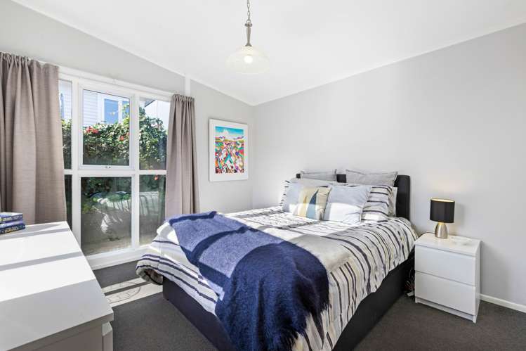 2/132 Edmonton Road Te Atatu South_15