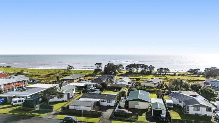 38 Hume Street Waitara_22