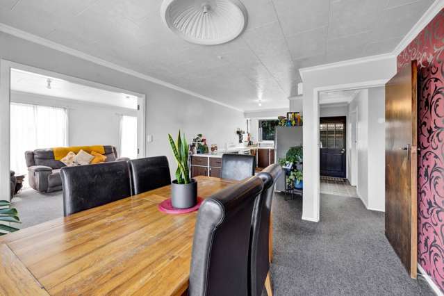 70 Camberwell Road Hawera_3