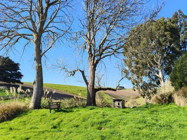 Spacious sanctuary, rural soul, township access