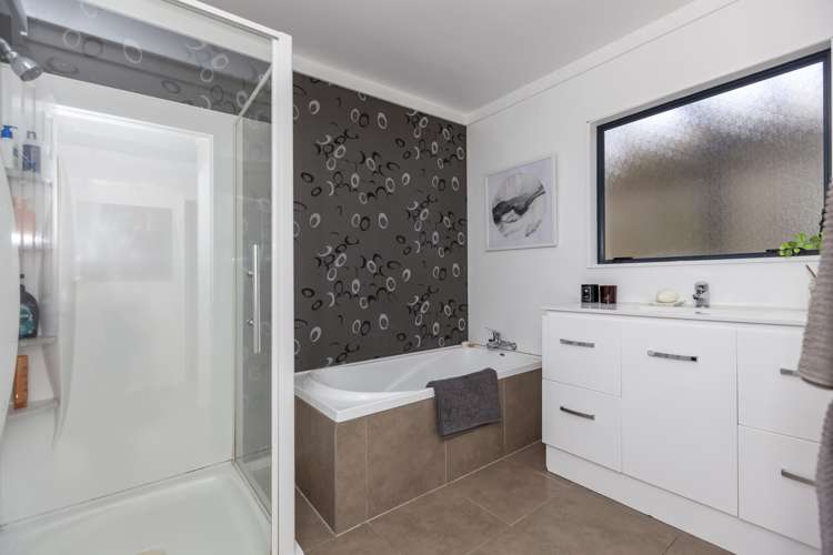 300 Rosetta Road Raumati Beach_23