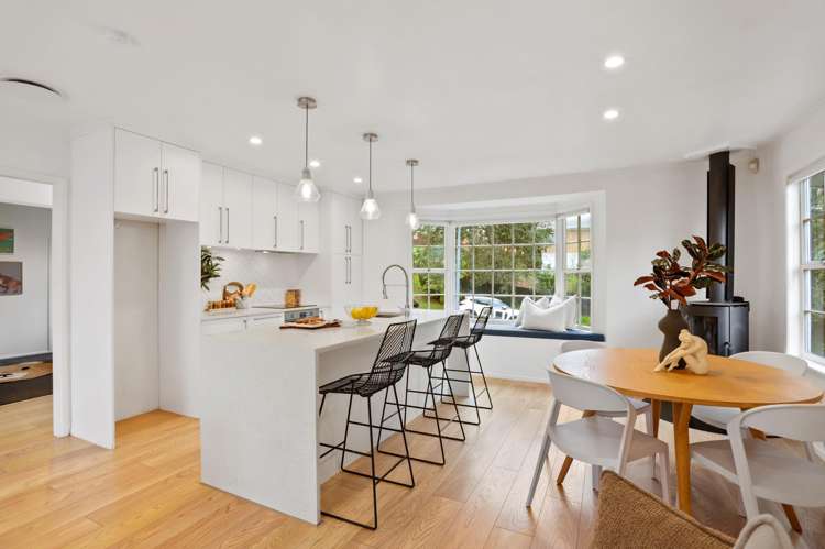3 Easter Parade Glen Eden_11