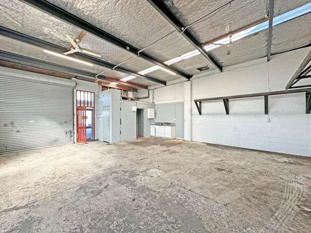 Unit F/10 Mana Place Wiri_1