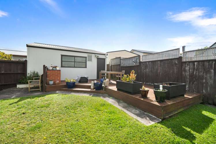 38 Dahlstrom Grove Kelvin Grove_15