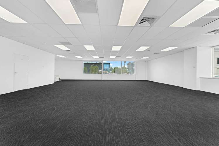 Unit 4/49 Apollo Drive Rosedale_3