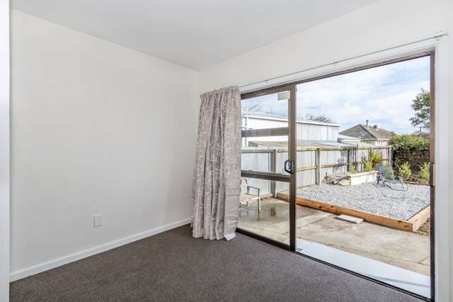 47 Sandown Crescent Aranui_3