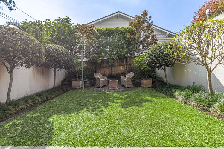 2/20 Cleveland Road Parnell_13