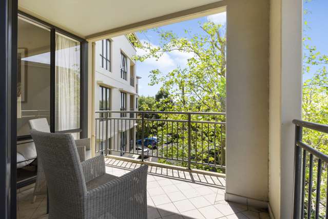 2b/10 Laxon Terrace Remuera_4