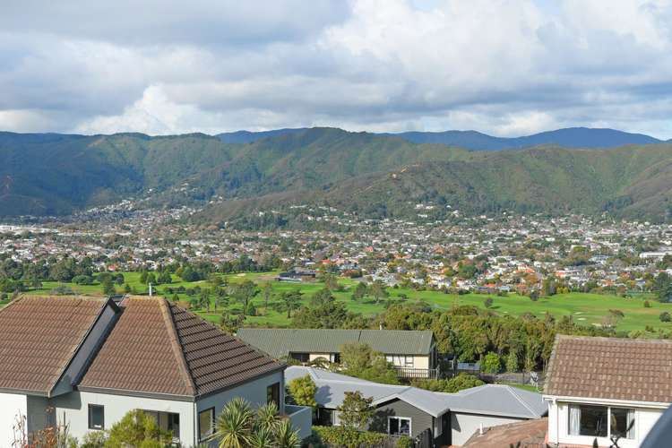 82 Redvers Drive Belmont_20