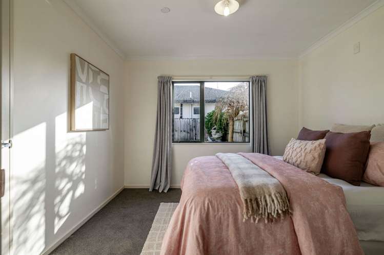 109 Fraser Drive Feilding_10