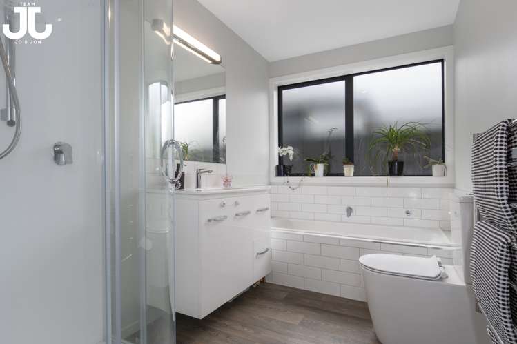 29 Tangaroa Place Poike_16