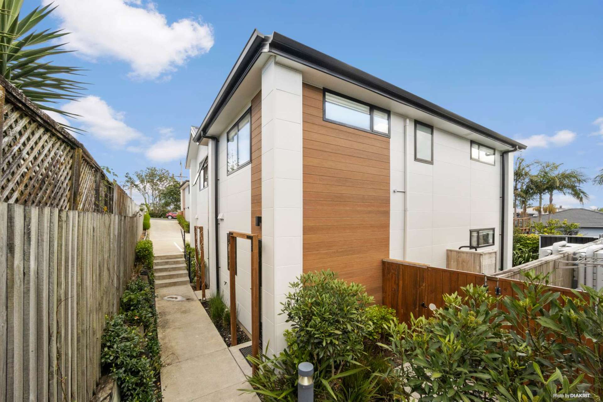 4/80 Awaroa Road Sunnyvale_0