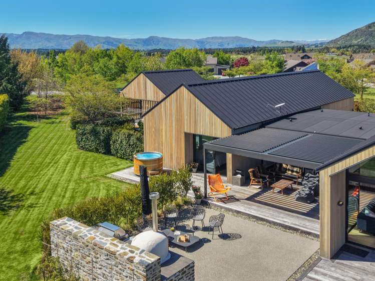 7 Mountain View Drive Wanaka_22