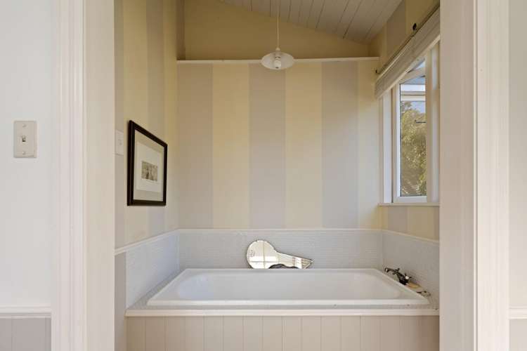 1024/1028 Elie Bay Road Pelorus Sound_35