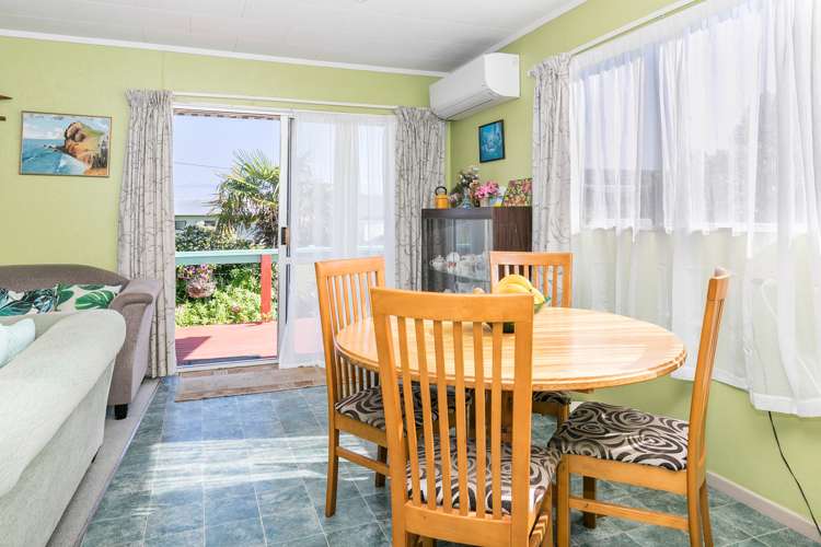 107 Cooper Drive Kawhia_8