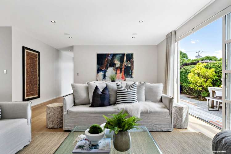 86 Long Drive Saint Heliers_9