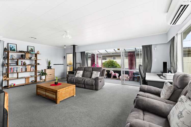 17 Roskilda Crescent Taradale_5