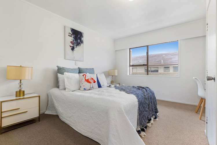 1/17 Butley Drive Farm Cove_11