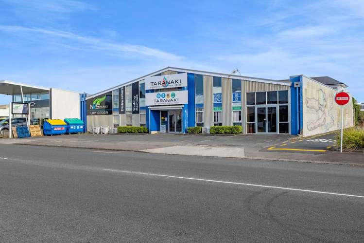 128 Gill Street New Plymouth_2