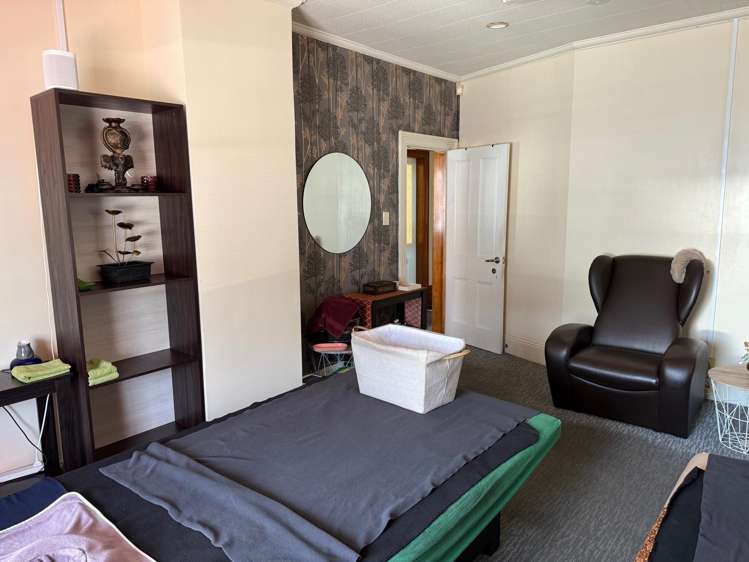 19 Clive Square Napier South_7