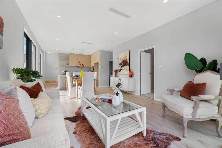 34 Whakairo Crescent Gulf Harbour_18