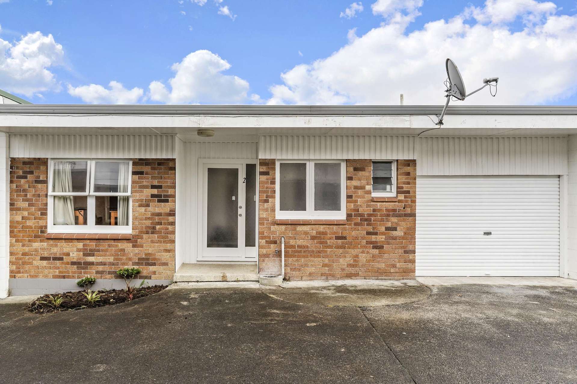 2/16B Penney Avenue Mount Roskill_0